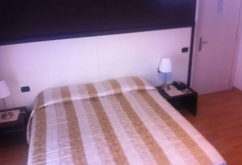 Standard-huone, Lido Di Angera