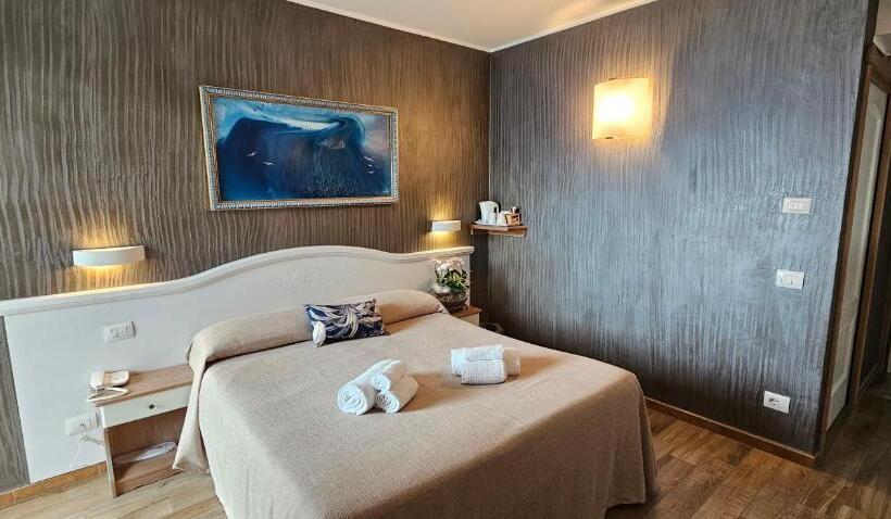 高级大房间, Meridiana