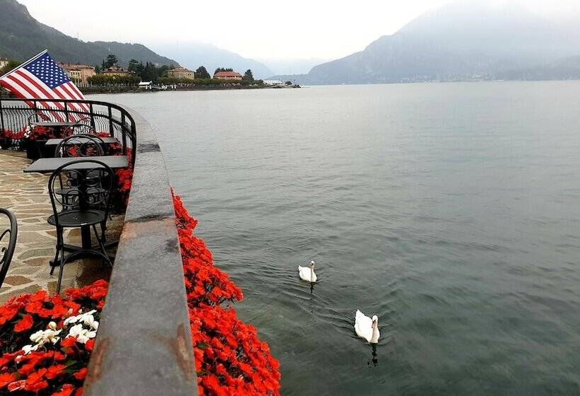 Suite with lake view, Meridiana