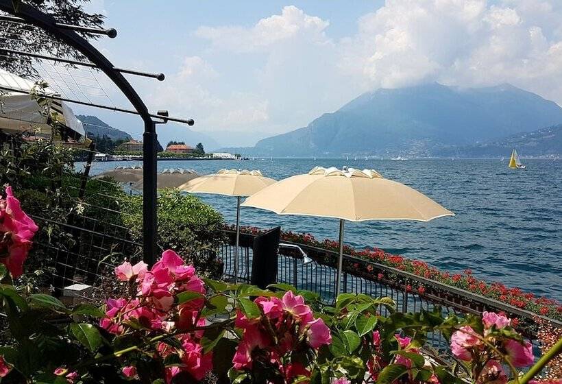 Suite with lake view, Meridiana