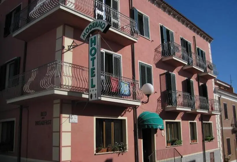 Comfort room with balcony, Moderno