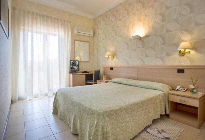 Quarto Deluxe Vista Mar com Sacada, Pardini
