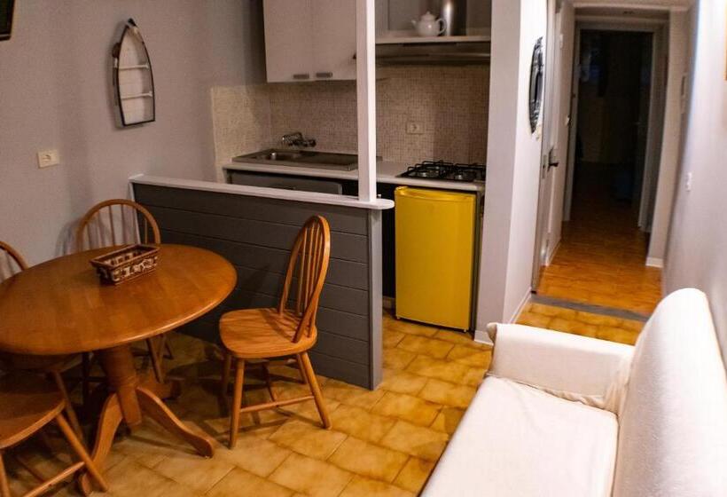 اتاق استاندارد چهار تخته, Residence Al Lago