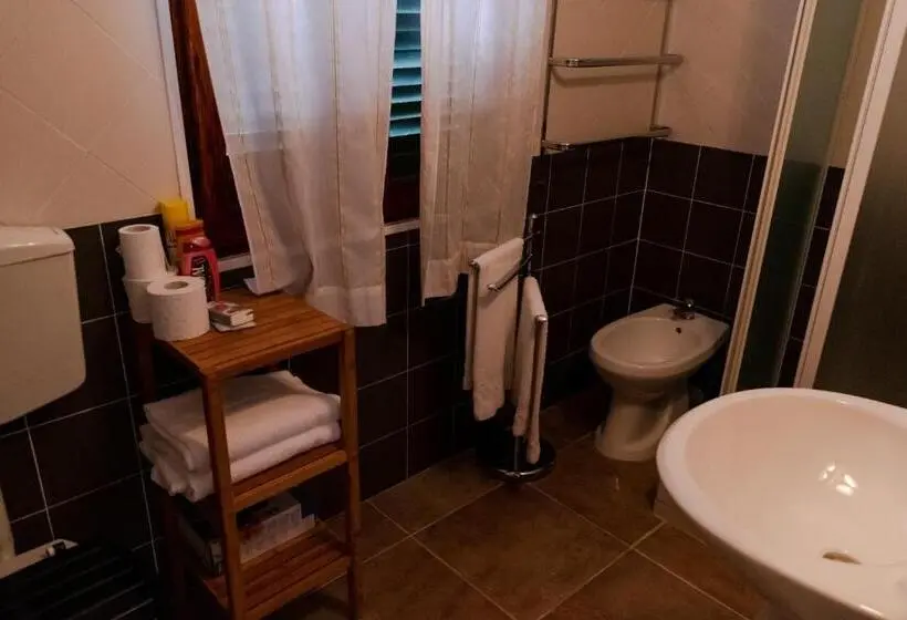 اتاق استاندارد چهار تخته, Residence Al Lago