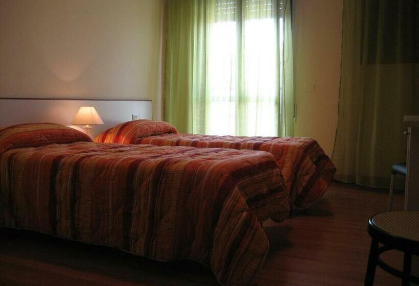 غرفة قياسية, Ristorante Klaus