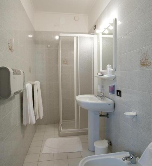 غرفة عائلية, Ristorante Klaus