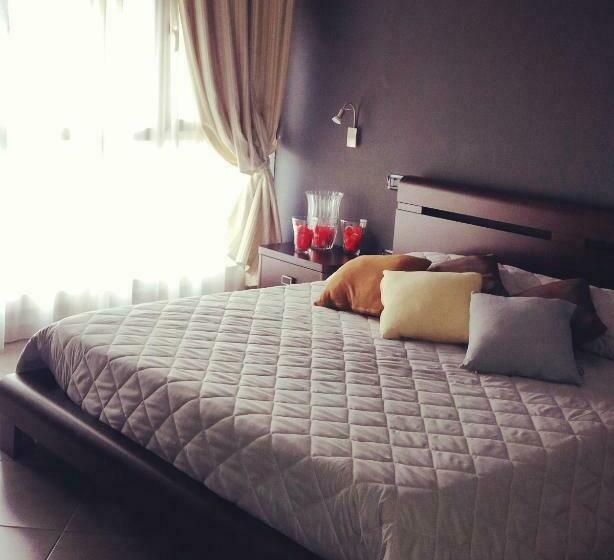 חדר סופריור, Saturday