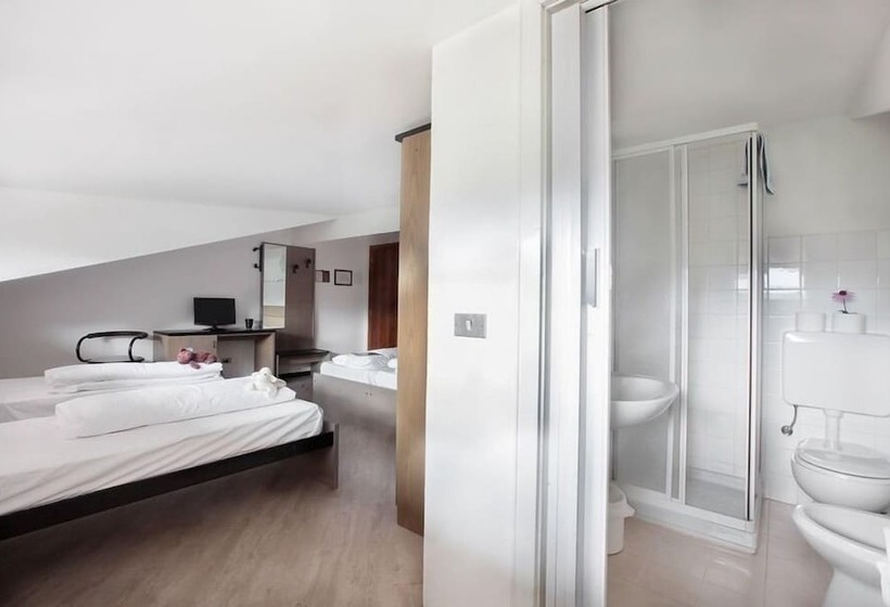 غرفة قياسية رباعية, Scoiattolo