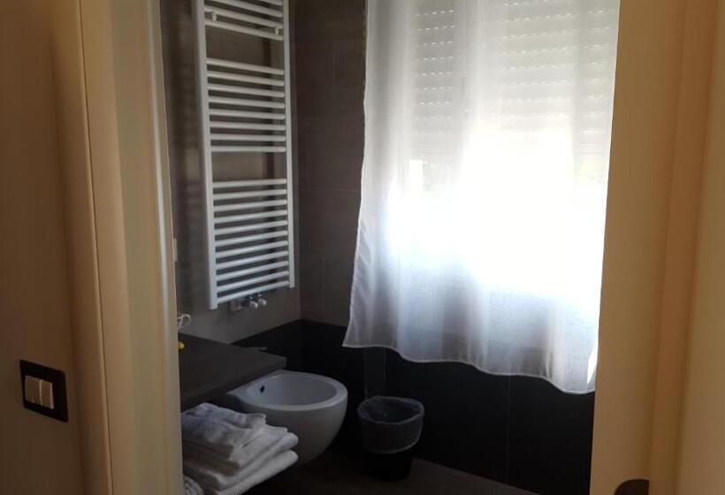 高级大房间, Sole Holiday