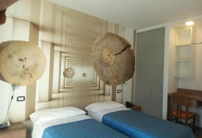 高级大房间, Sole Holiday