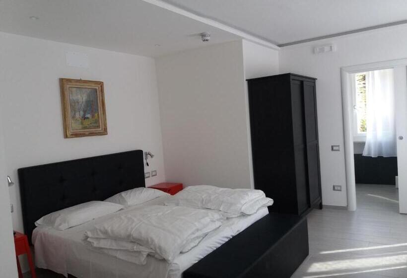 高级大房间, Sole Holiday