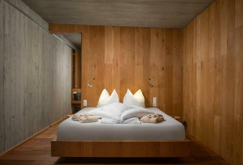 סוויטה, Valserhof