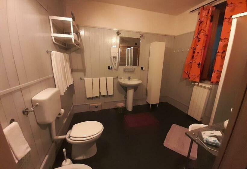 スタンダードトリプルルーム, La Grotta Bed And Breakfast E Affittacamere