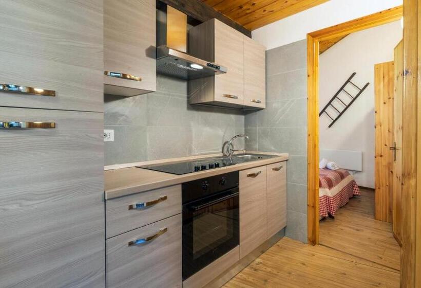 דירת חדר, Residence Covalou