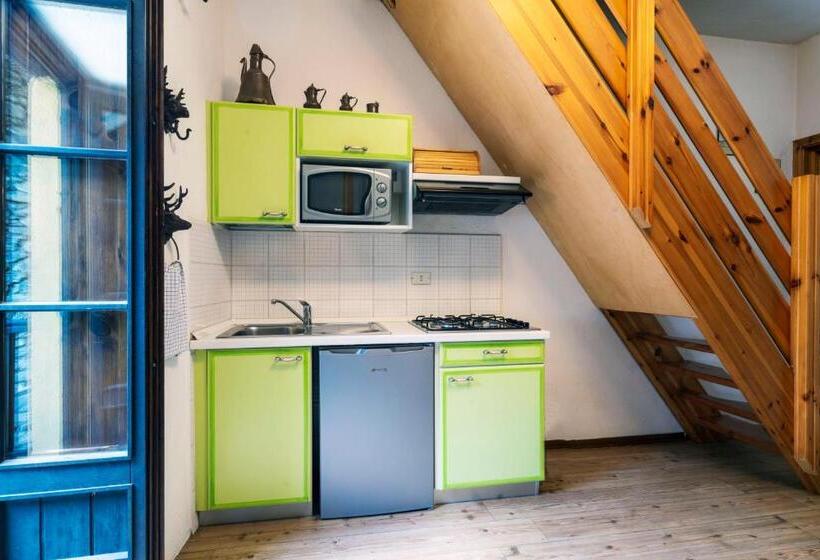 דירת חדר, Residence Covalou