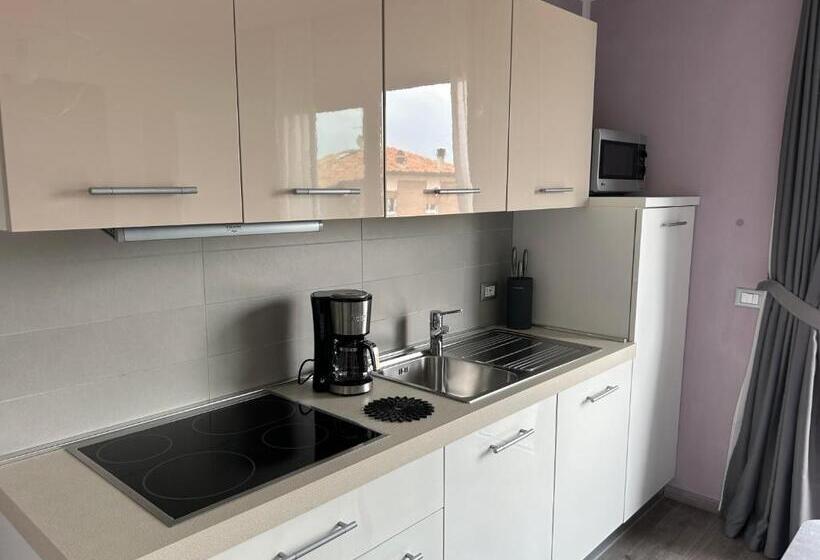 デラックススタジオ, Gardesana Active Apartments