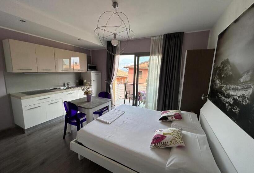 Студия Deluxe, Gardesana Active Apartments