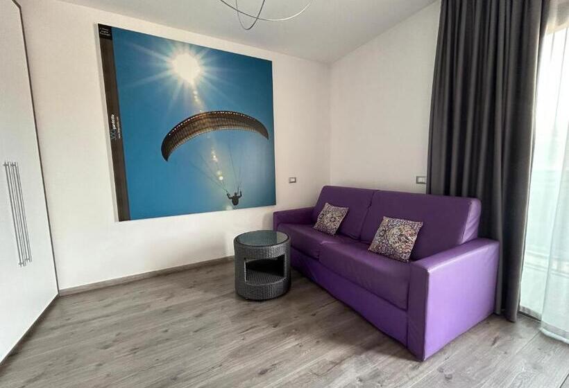 １ベッドルームのデラックスアパートメント, Gardesana Active Apartments