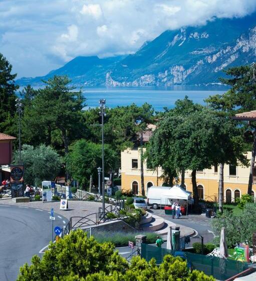 １ベッドルームのデラックスアパートメント, Gardesana Active Apartments