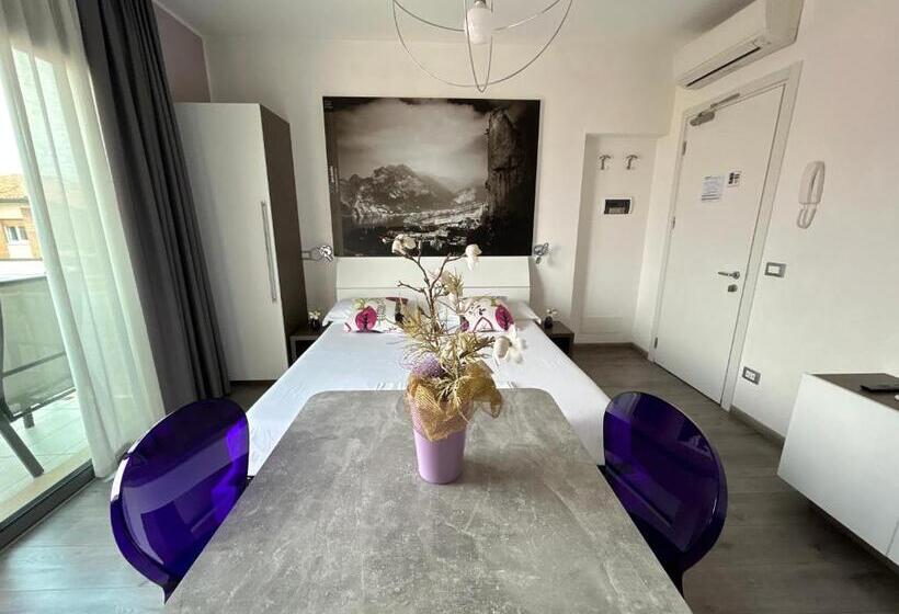 デラックススタジオ, Gardesana Active Apartments