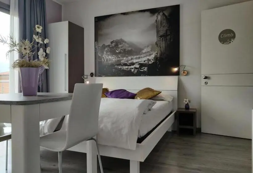 استودیوی لوکس, Gardesana Active Apartments