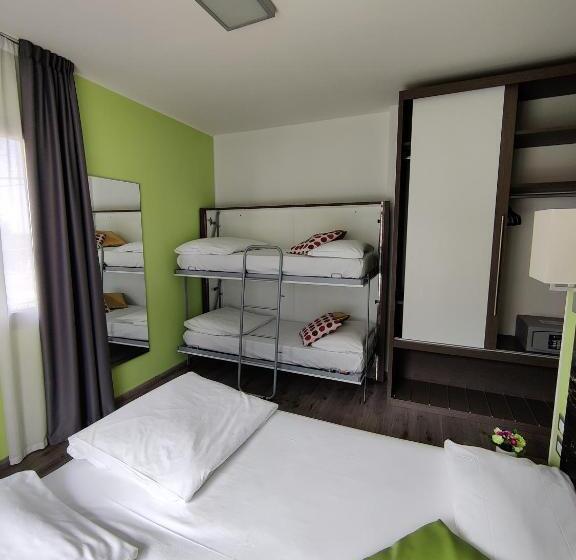Семейные Апартаменты, Gardesana Active Apartments