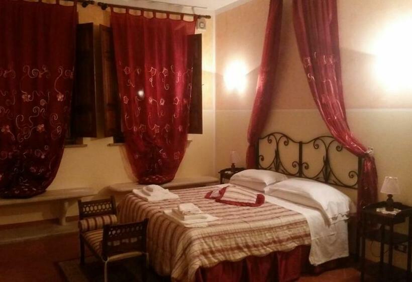 חדר סטנדרט, I Chiari