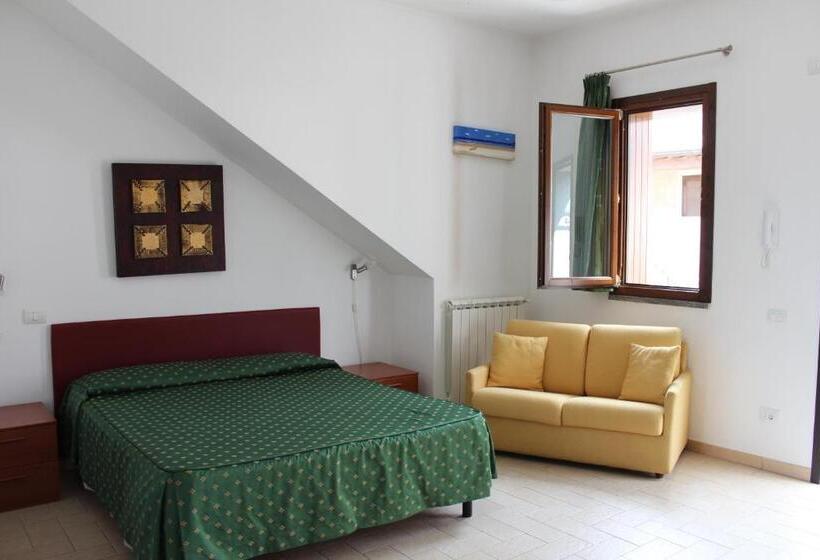 スタンダードスタジオ, Il Casaletto Dei Ludi