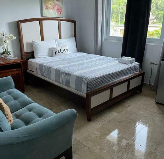 سوییت, Manati World Point Inn