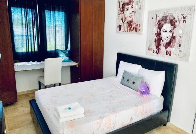 سوییت لوکس, Manati World Point Inn