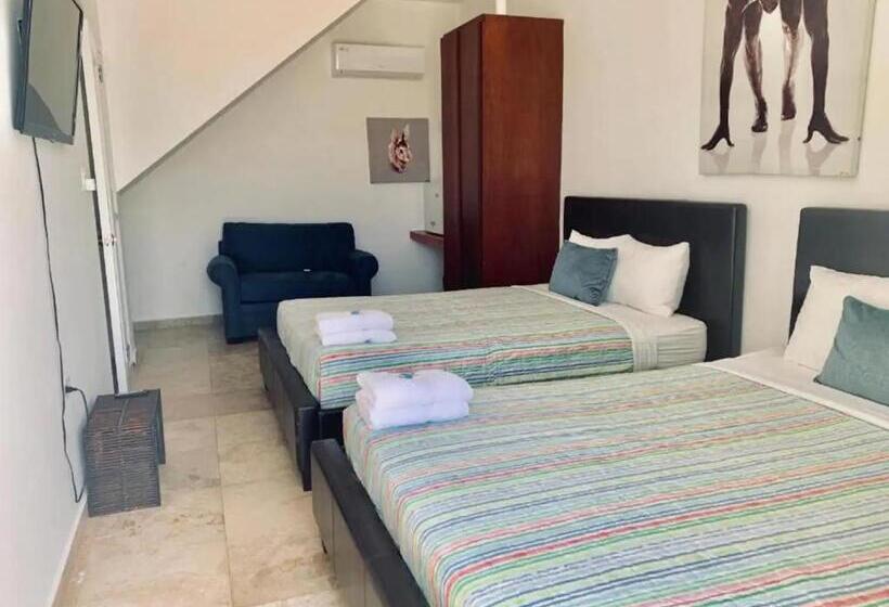 سوئیت جونیور خانوادگی, Manati World Point Inn