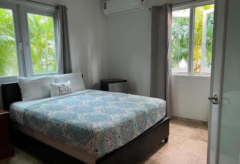 اتاق اکونومی, Manati World Point Inn