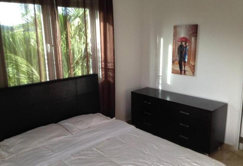 سوئیت با تخت بزرگ, Manati World Point Inn