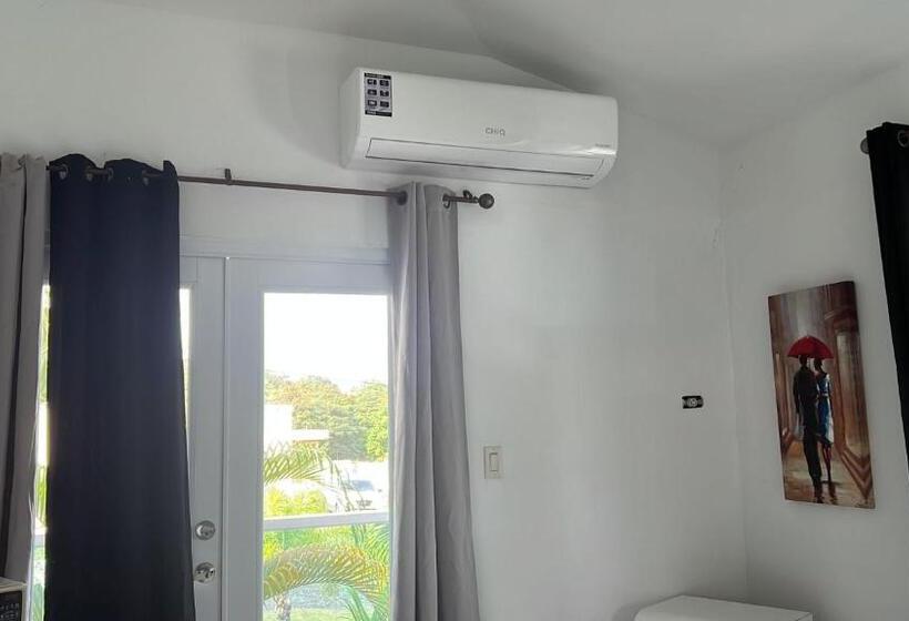 سوئیت با تخت بزرگ, Manati World Point Inn