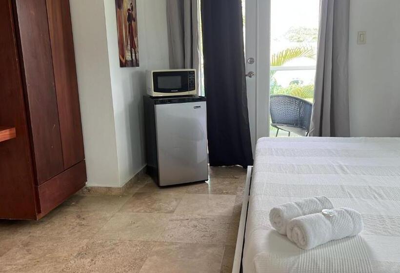 سوئیت با تخت بزرگ, Manati World Point Inn