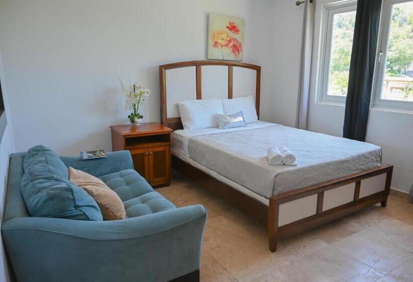 سوییت, Manati World Point Inn