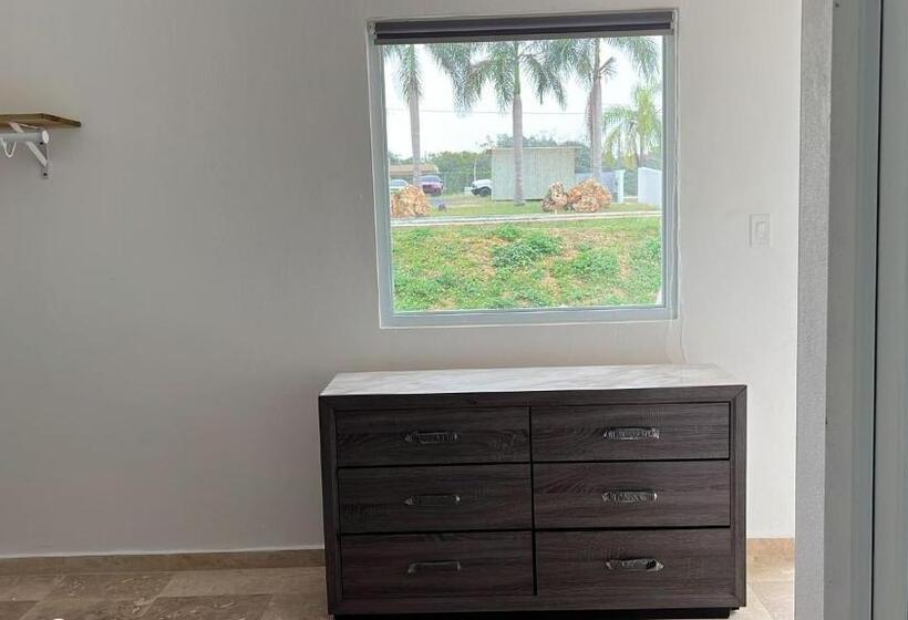 اتاق استاندارد, Manati World Point Inn