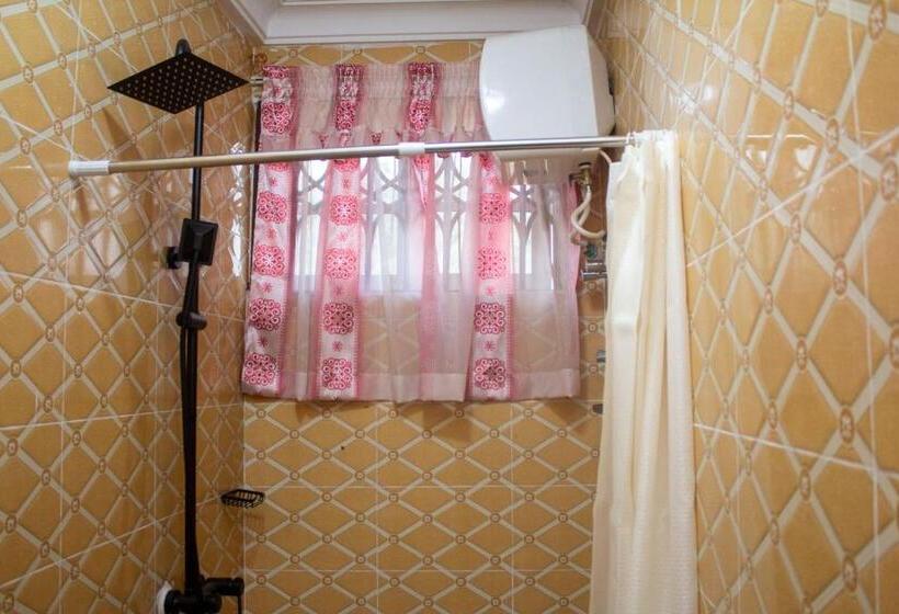 חדר דלוקס, Stepmens Guest House