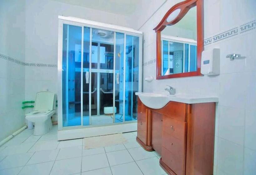 Номер Стандарт с Балконом, Lidias Guest House