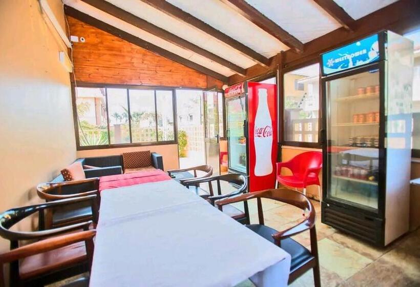 Номер Стандарт с Балконом, Lidias Guest House