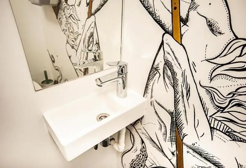 اتاق استاندارد سه نفره, Neptune Boatique Hotel Amsterdam