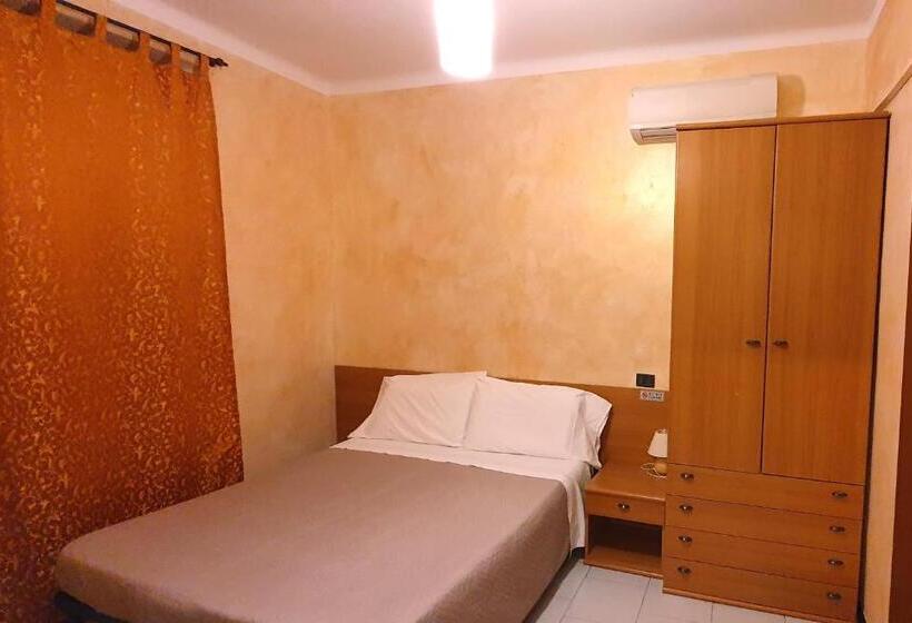 스탠다드 싱글 룸, Albergo Leon D Oro