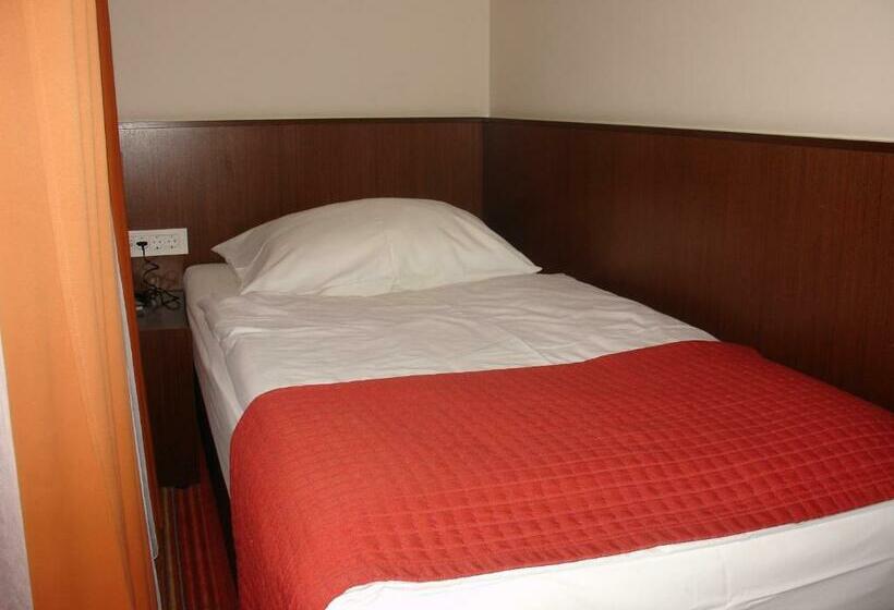 2 Bedroom Suite with Balcony, B&b Janežič