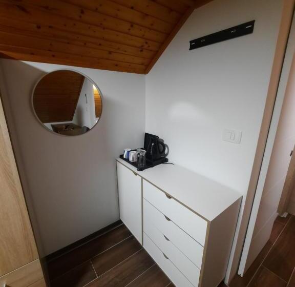 اتاق استاندارد, Gostisce Jezero