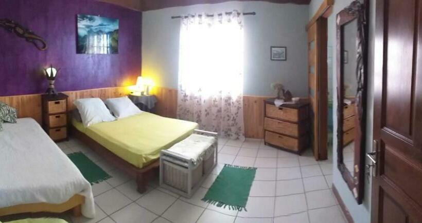 اتاق استاندارد با چشمانداز دریا, La Caz Oceane