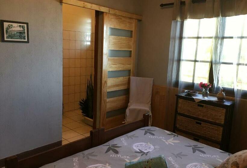 اتاق استاندارد با چشمانداز دریا, La Caz Oceane