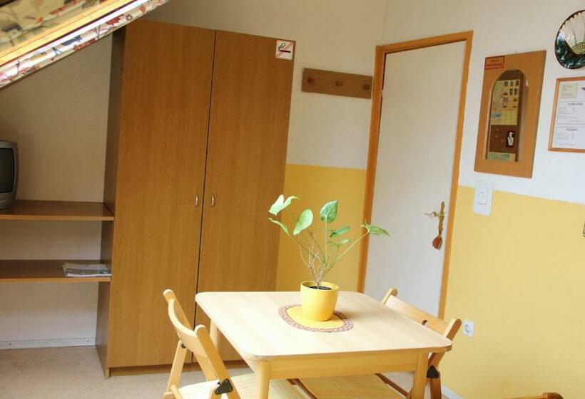 اتاق استاندارد, Mekina Guesthouse