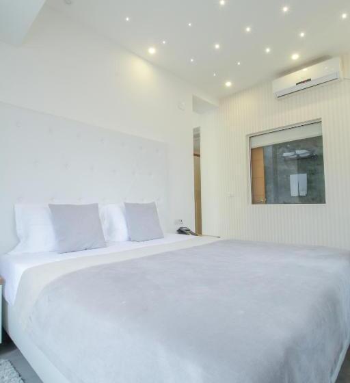 سوییت خانوادگی, Gardenia Hotel & Spa