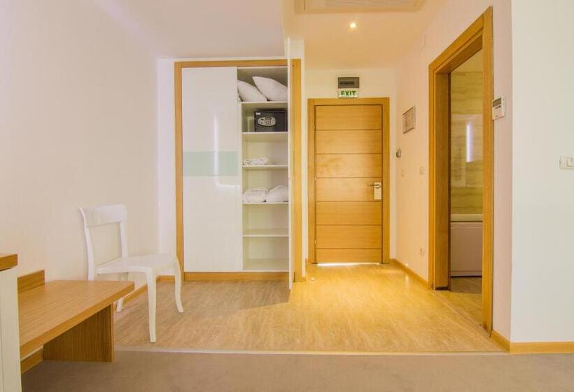 اتاق راحتی سه تخته, Gardenia Hotel & Spa