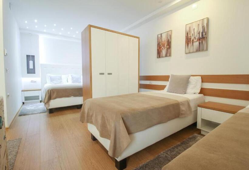 سوییت خانوادگی, Gardenia Hotel & Spa